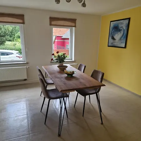 In Burgenlandkreis Holiday home Osterfeld